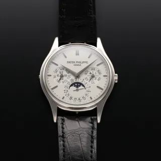 Patek Philippe Perpetual Calendar 5140G-001 White gold Black