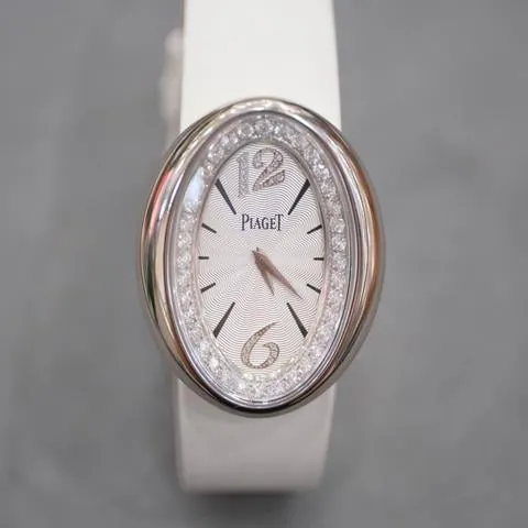 Piaget Limelight G0A32099 40mm White gold Silver