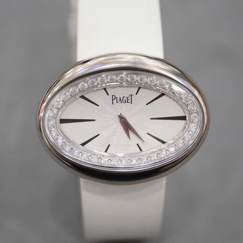 Piaget Limelight G0A32099 40mm White gold Silver 5