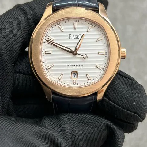 Piaget Piaget Polo Date G0A43010 42mm Rose gold Gray