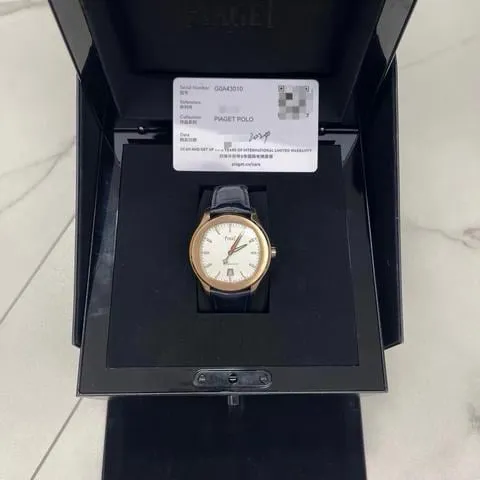 Piaget Piaget Polo Date G0A43010 42mm Rose gold Gray 4