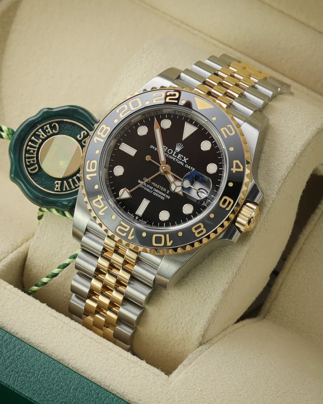 Rolex GMT-Master II 126713GRNR 40mm Stainless steel Black 2