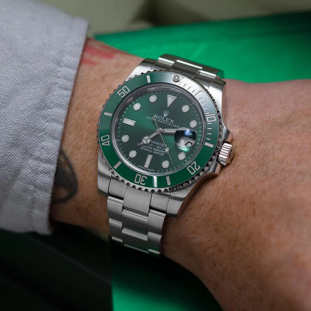 Rolex Submariner 116610LV 40mm Green 1