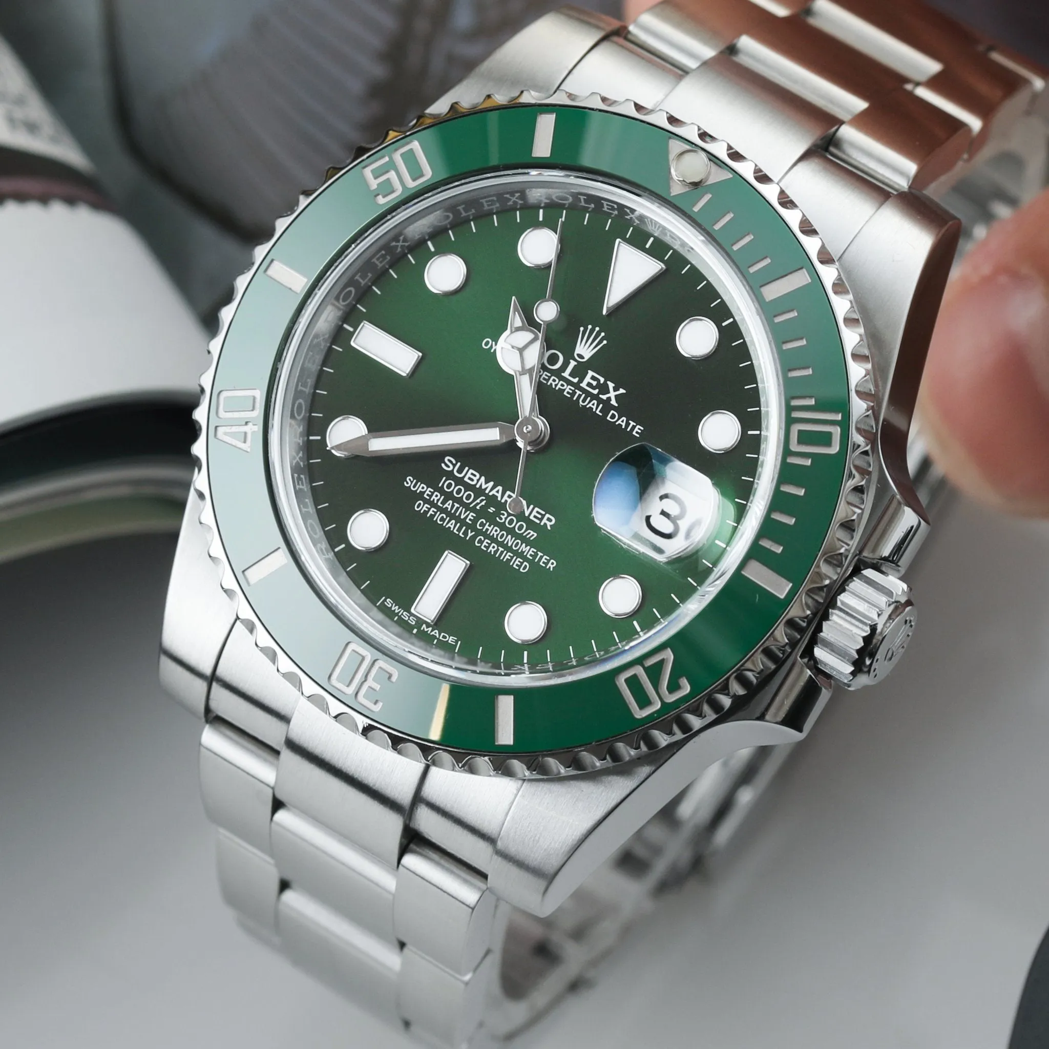 Rolex Submariner 116610LV 40mm Green 7