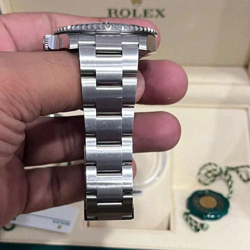 Rolex Submariner 126610LV-0002 41mm Oystersteel Black 6