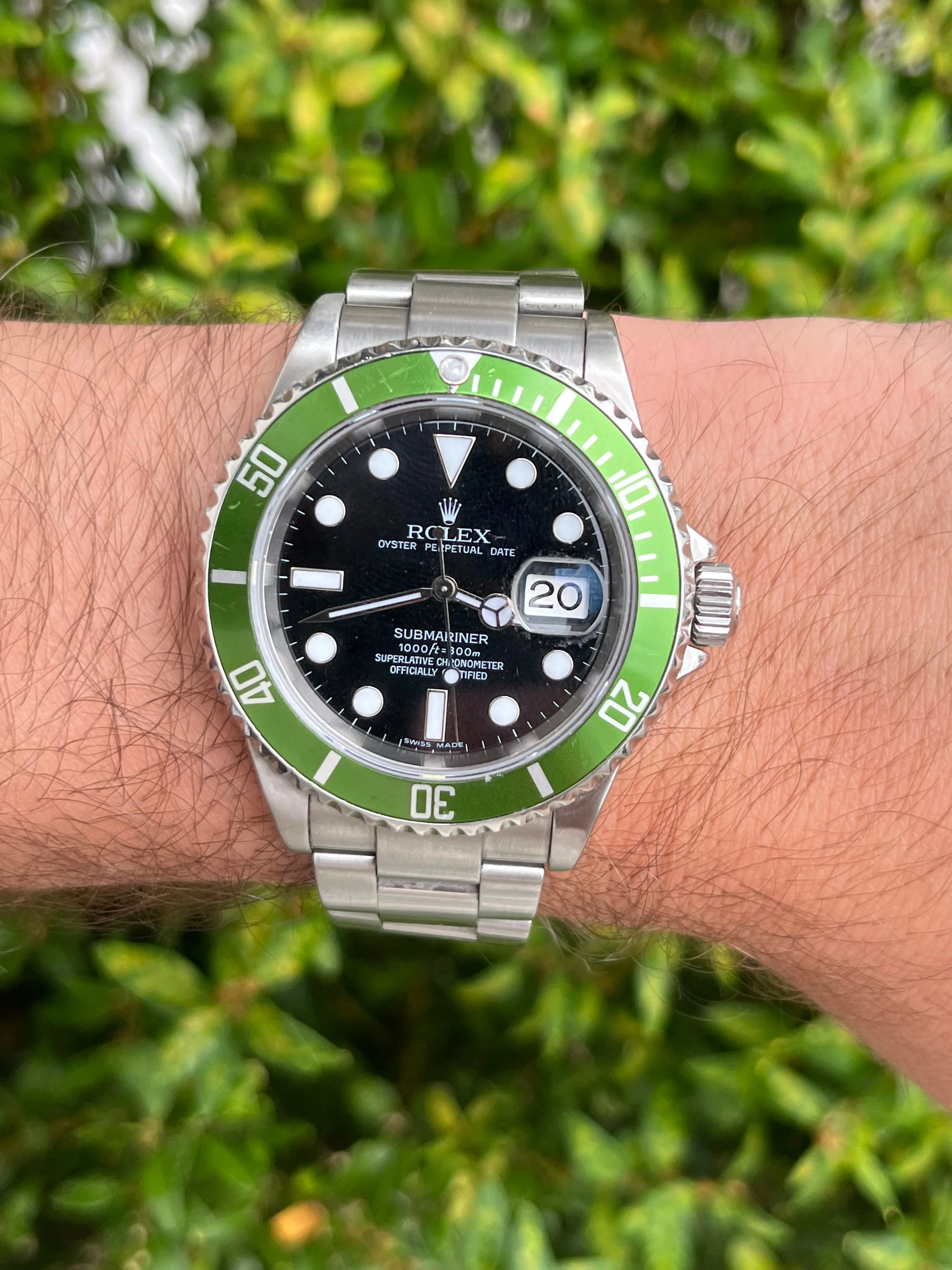 Rolex Submariner 16610LV 1