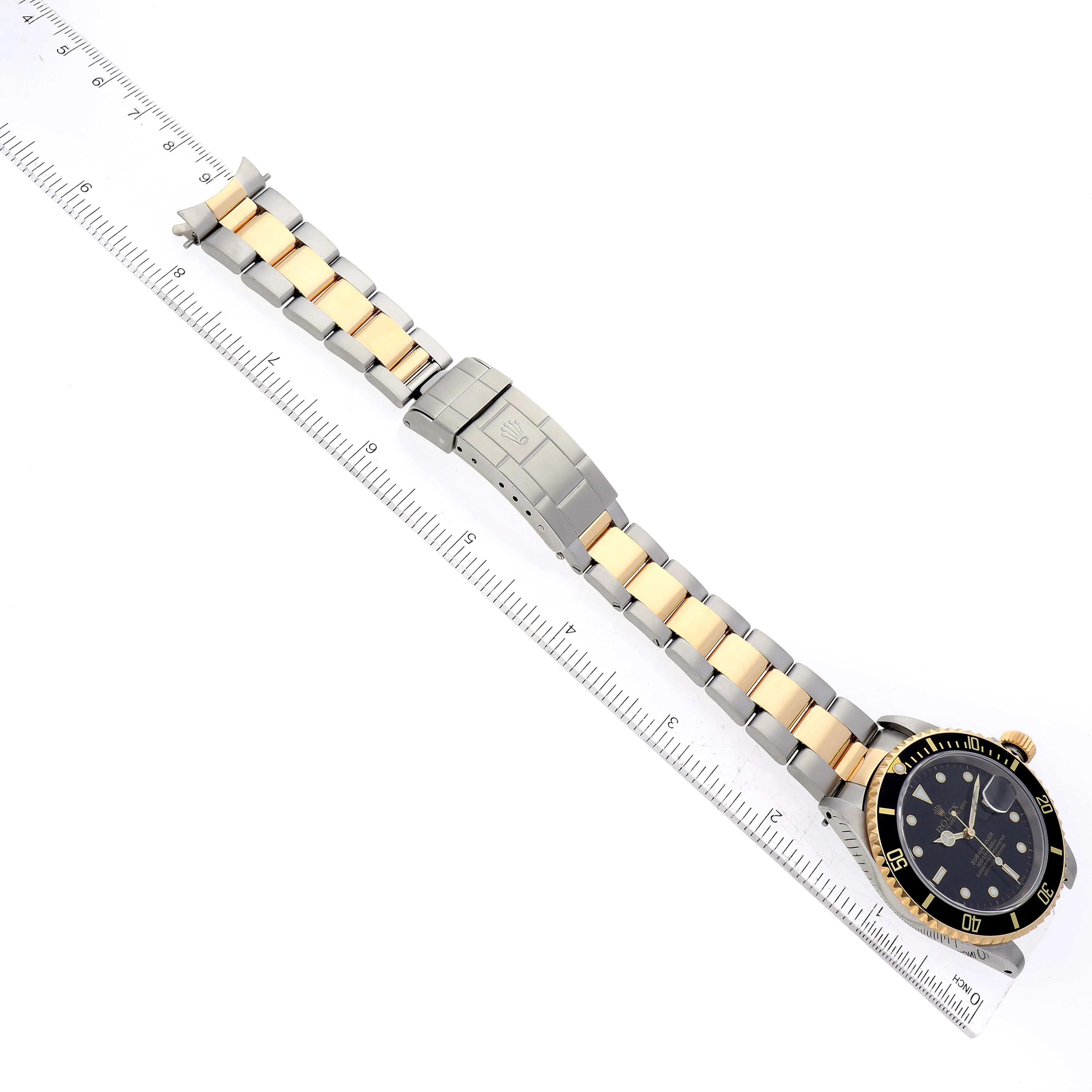 Rolex Submariner 16613 40mm Yellow gold and Stainless steel and 18k yellow gold Black 9