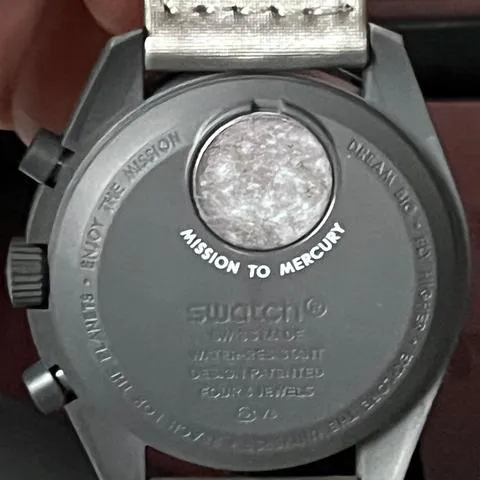 Swatch Moonswatch SO33A100 42mm Ceramic Gray 6