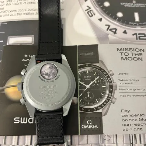 Swatch Moonswatch SO33M100 42mm Ceramic Black 5