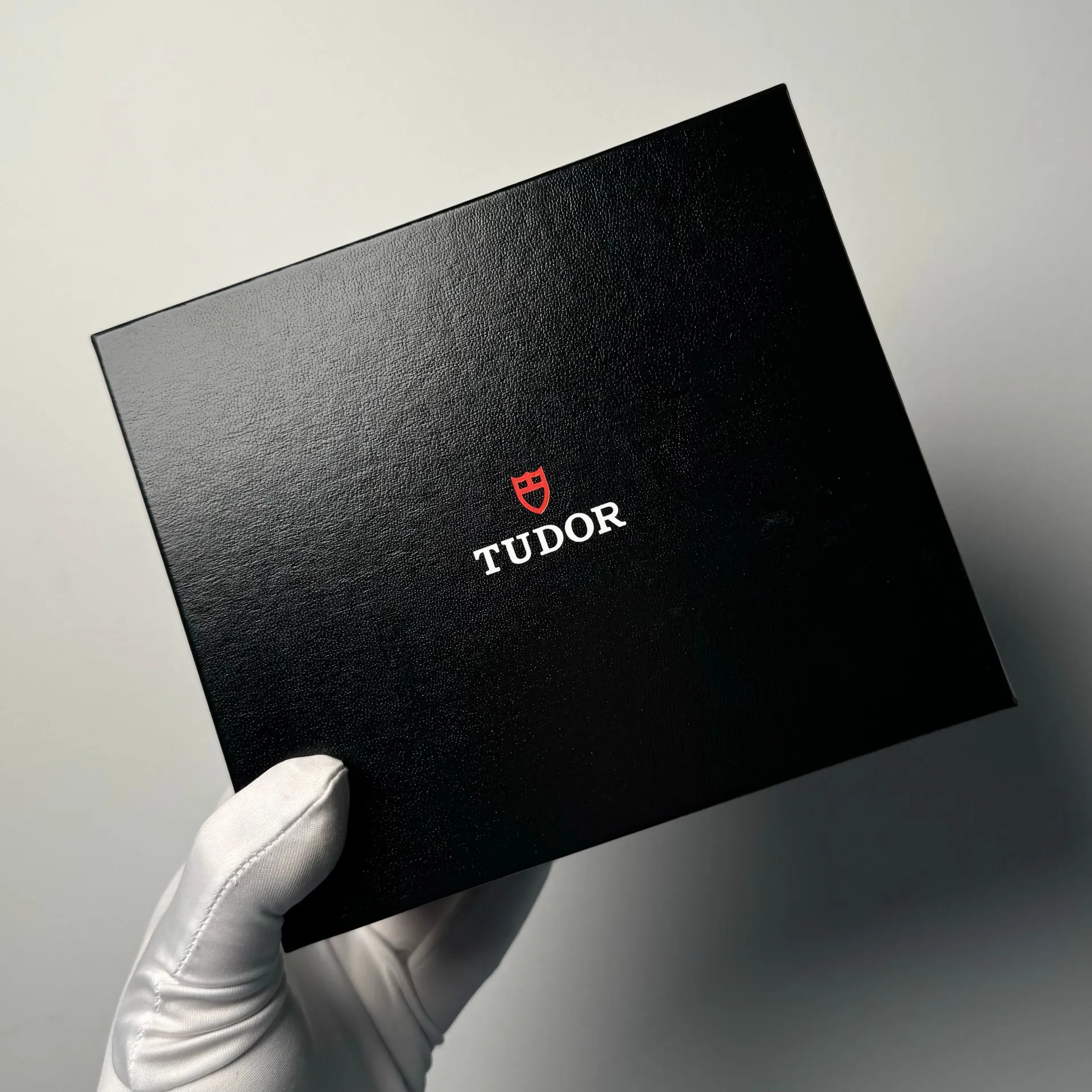 Tudor Black Bay M79210CNU-0001 41mm Ceramic Black 5