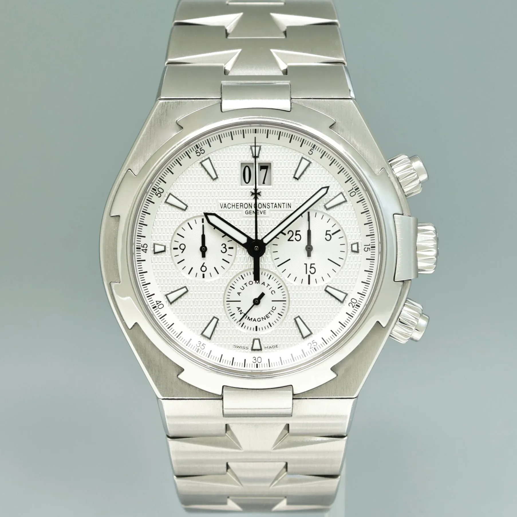 Vacheron Constantin Overseas Chronograph 49150 42mm Stainless steel White 1