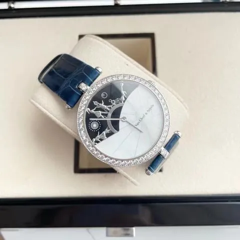 Van Cleef & Arpels VCARO3ZB00 38mm White gold 2