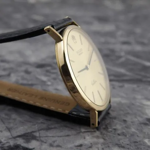 Rolex Cellini 4112 32mm Yellow gold Gold 2