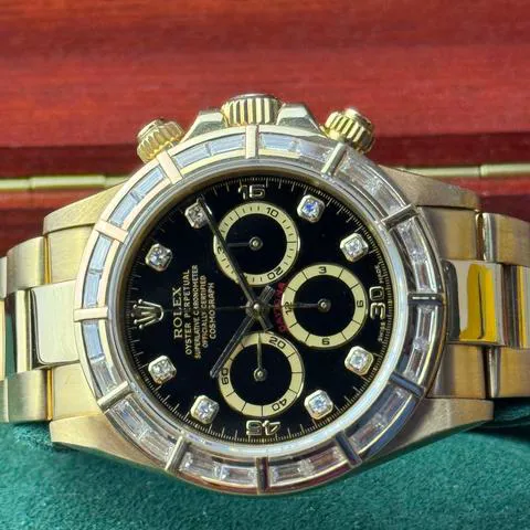 Rolex Daytona 16568 Yellow gold Black 2