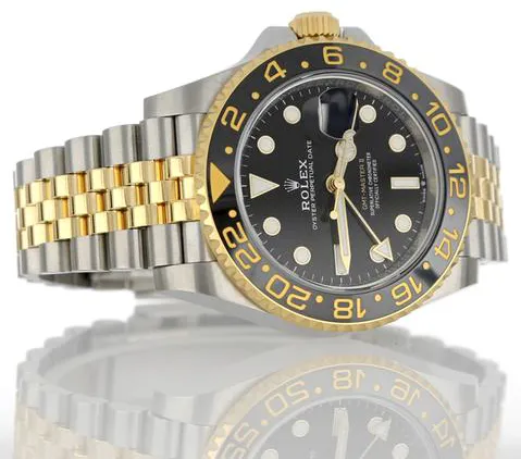 Rolex GMT-Master II 126713GRNR 40mm Yellow gold and Stainless steel Black 4