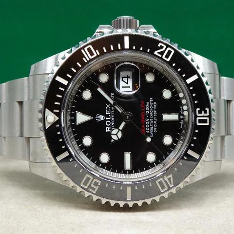 Rolex Sea-Dweller 126600 43mm Stainless steel Black