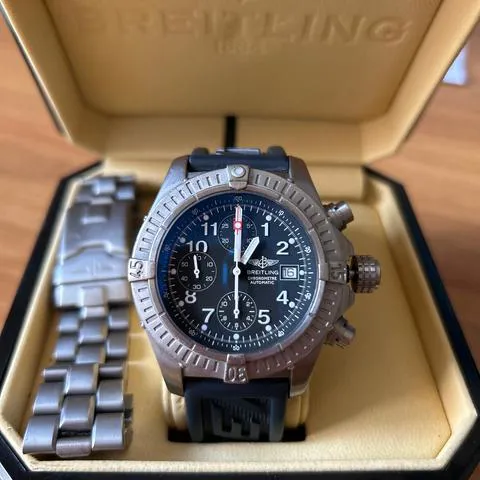 Breitling Avenger E13360 44mm Titanium Blue 5