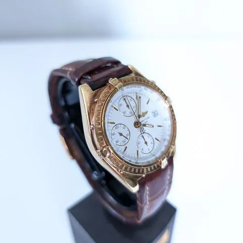 Breitling Chronomat K13050.1 39mm Yellow gold White 2