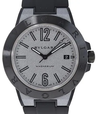 Bulgari Diagono DG41SMC DG41C6SMCVD 41mm Magnesium Silver