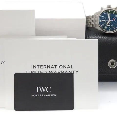 IWC Pilot IW388104 41mm Stainless steel Green 5