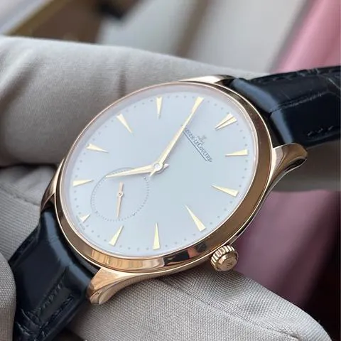 Jaeger-LeCoultre Master Ultra Thin Q1272510 38.5mm Rose gold Champagne 2