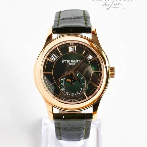 Patek Philippe Annual Calendar 5205R Rose gold Green 1