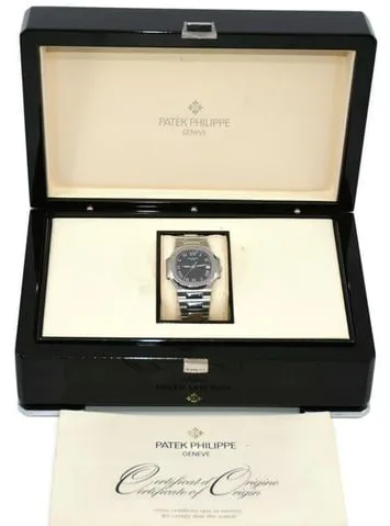 Patek Philippe Nautilus 3800/1A-001 37mm Stainless steel Black 5