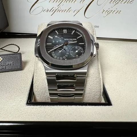 Patek Philippe Nautilus 5712/1A Stainless steel Blue