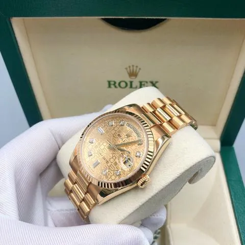 Rolex Day-Date 36 118238-0105 36mm Yellow gold Champagne 1