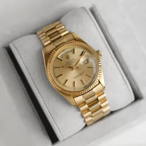 Rolex Day-Date 36 1803 36mm Yellow gold Champagne