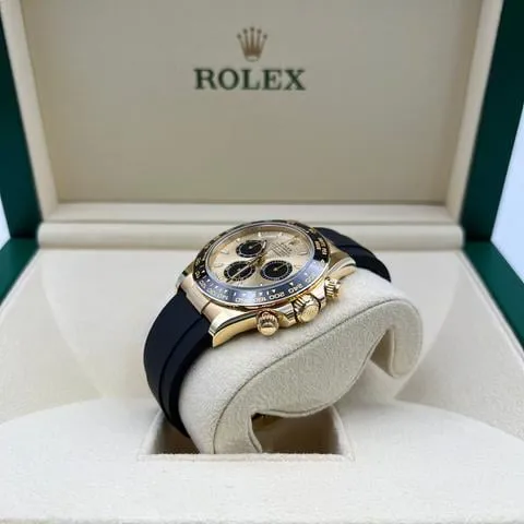 Rolex Daytona 126518ln 40mm Yellow gold Champagne 2