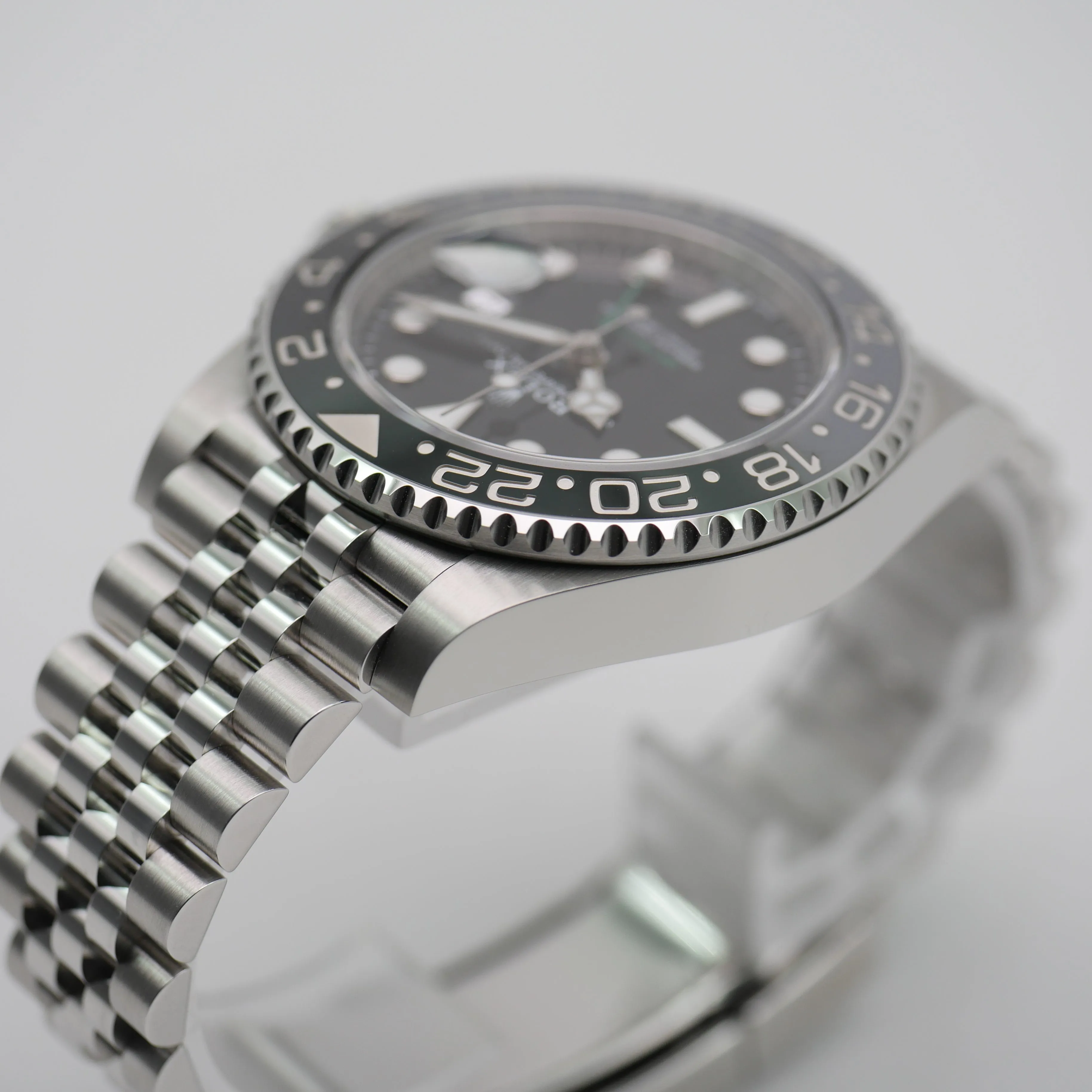 Rolex GMT-Master II 126710GRNR 40mm Stainless steel Black 2