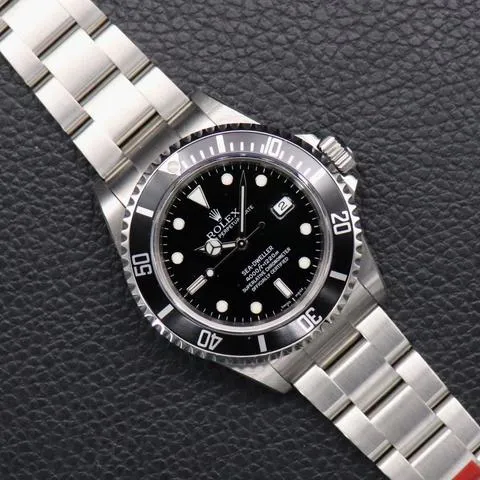 Rolex Sea-Dweller 16660 40mm Stainless steel Black