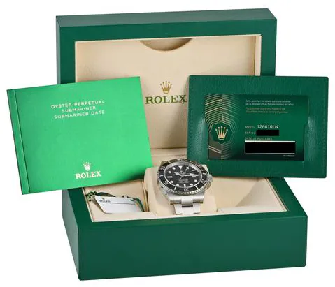 Rolex Submariner 126610LN-0001 41mm Oystersteel Black 4