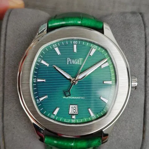 Piaget Polo S G0A44001 42mm Stainless steel Green