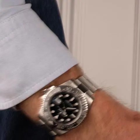 Rolex GMT-Master II 126710GRNR 40mm Stainless steel Black 8