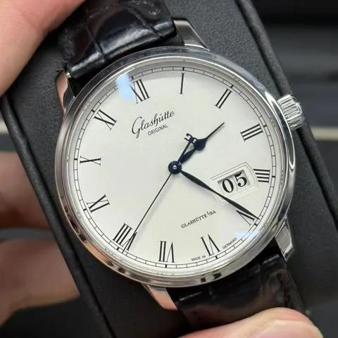 Glashütte Senator Panorama Date 100-03-32-42-04 40mm Stainless steel Silver