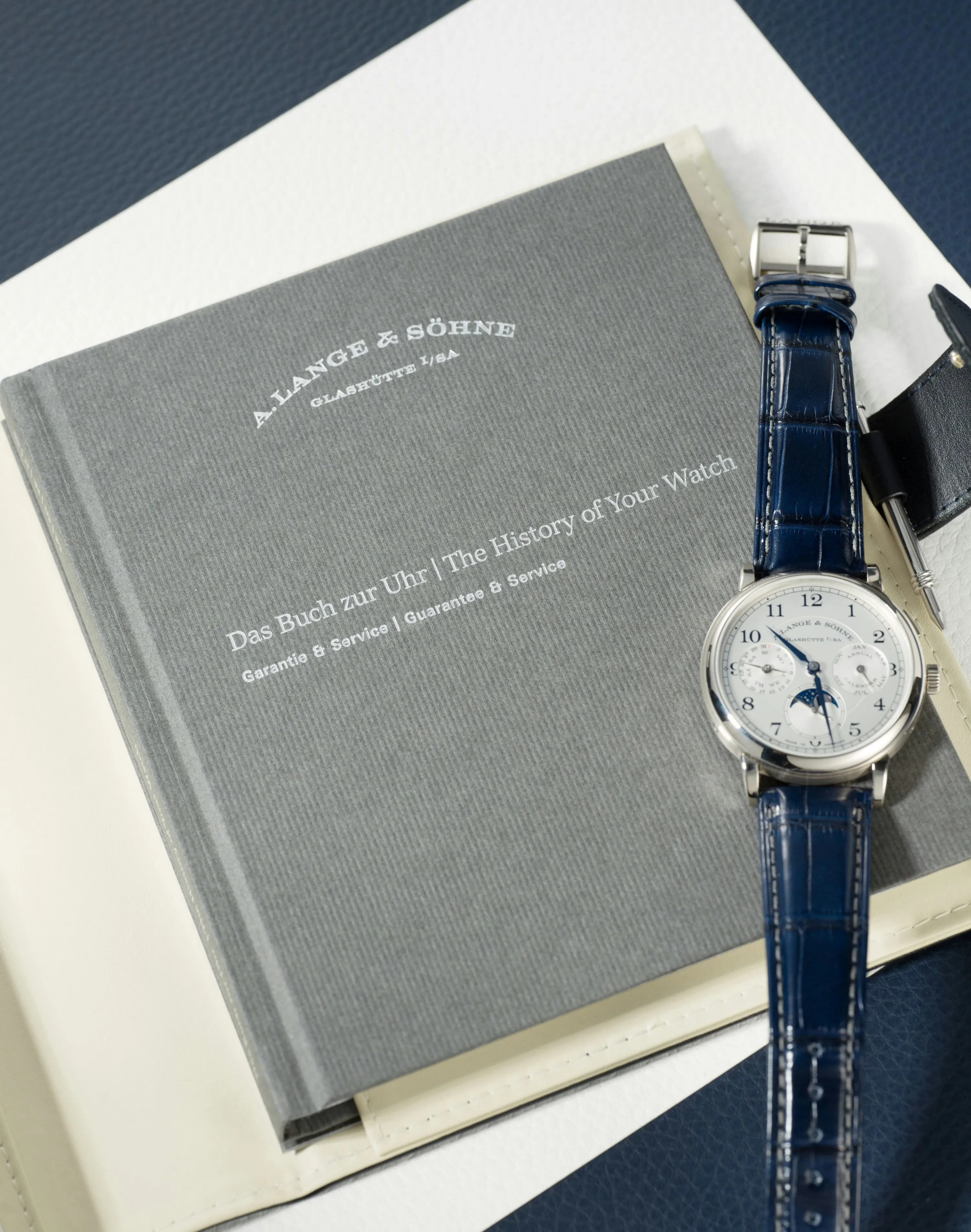 A. Lange & Söhne 1815 238.026E 40mm White gold Silver 18