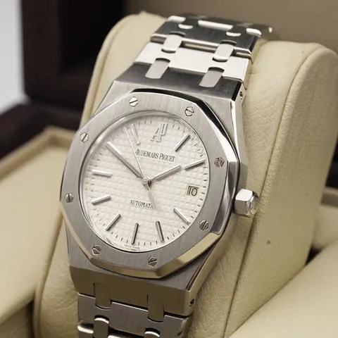 Audemars Piguet Royal Oak 15300ST.OO.1220ST.01 39mm Stainless steel Silver 1