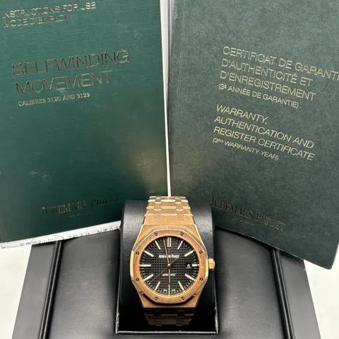 Audemars Piguet Royal Oak 15400OR.OO.1220OR.01 41mm Rose gold Black 9