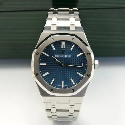 Audemars Piguet Royal Oak 15500ST.OO.1220ST.01 41mm Stainless steel Blue