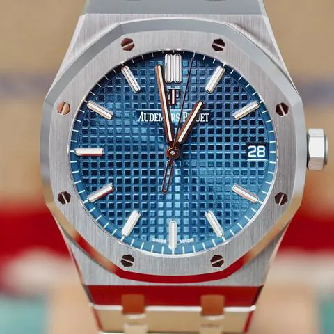 Audemars Piguet Royal Oak 15500ST.OO.1220ST.01 41mm Stainless steel Blue 4