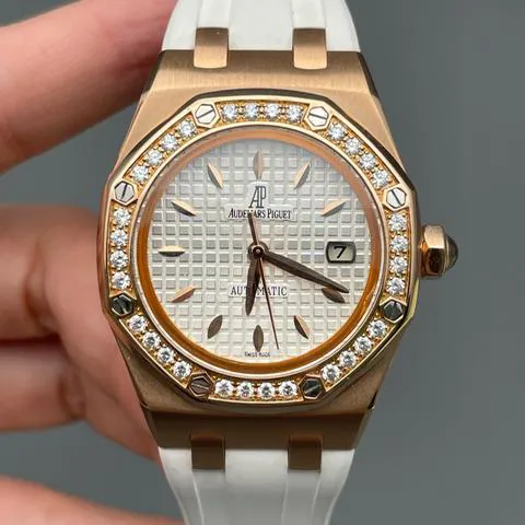 Audemars Piguet Royal Oak Lady 77321OR.ZZ.D010CA.01.A 33mm Rose gold Silver