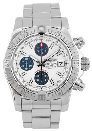 Breitling Avenger II A133811 43mm Stainless steel White