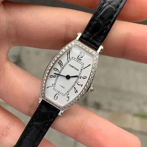 Cartier Tonneau WE400131 39mm White gold Silver 2