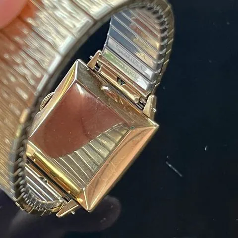 Elgin Yellow gold Gold 18