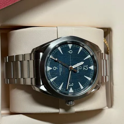 Omega Railmaster 220.10.40.20.03.001 40mm Stainless steel Blue