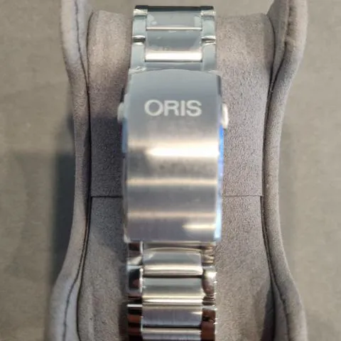 Oris Aquis Date 01 733 7730 4157-07 5 24 10EB 435mm Stainless steel Green 1