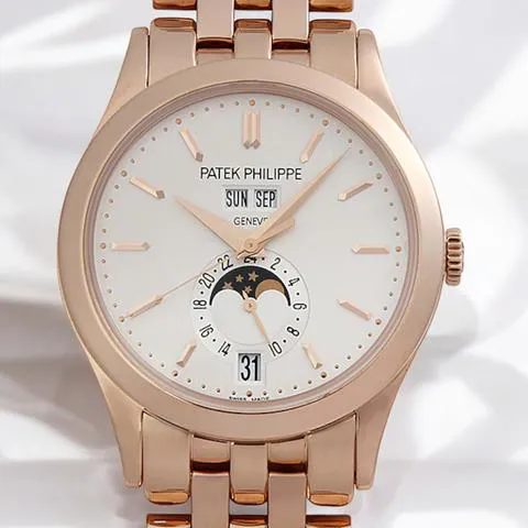 Patek Philippe Annual Calendar 5396/1R-010 38.5mm Rose gold Silver