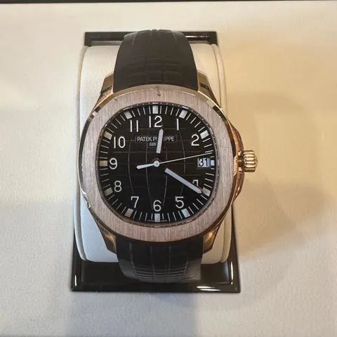 Patek Philippe Aquanaut 5167R-001 40mm Rose gold Brown